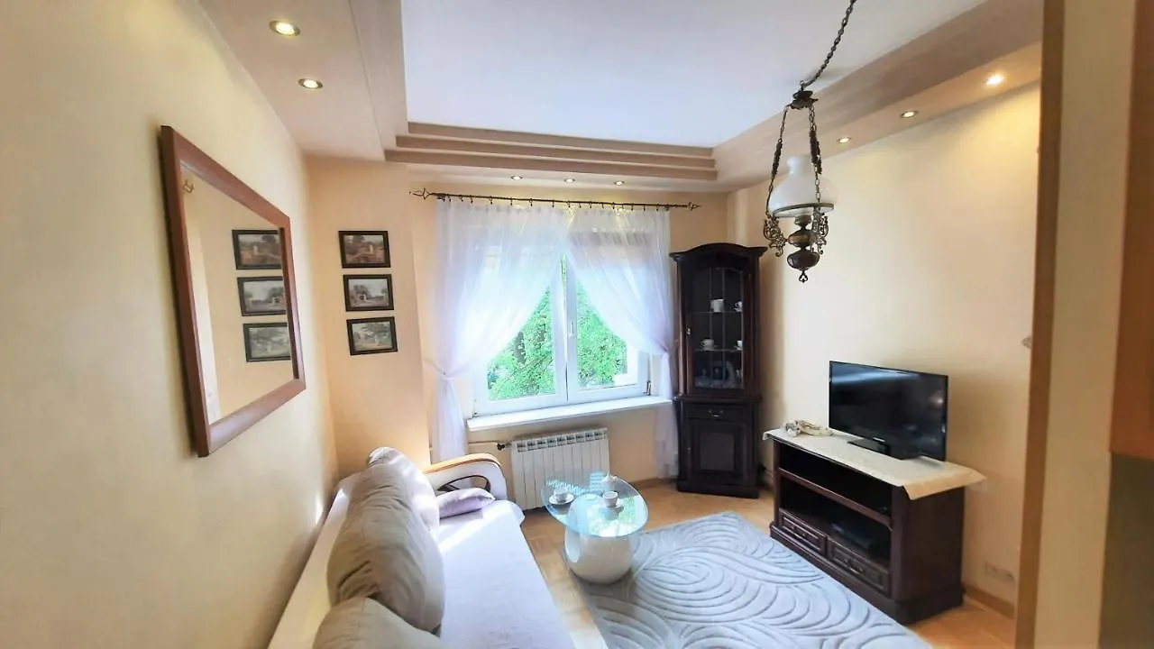 Basniowy Apartament Apartment Warsaw